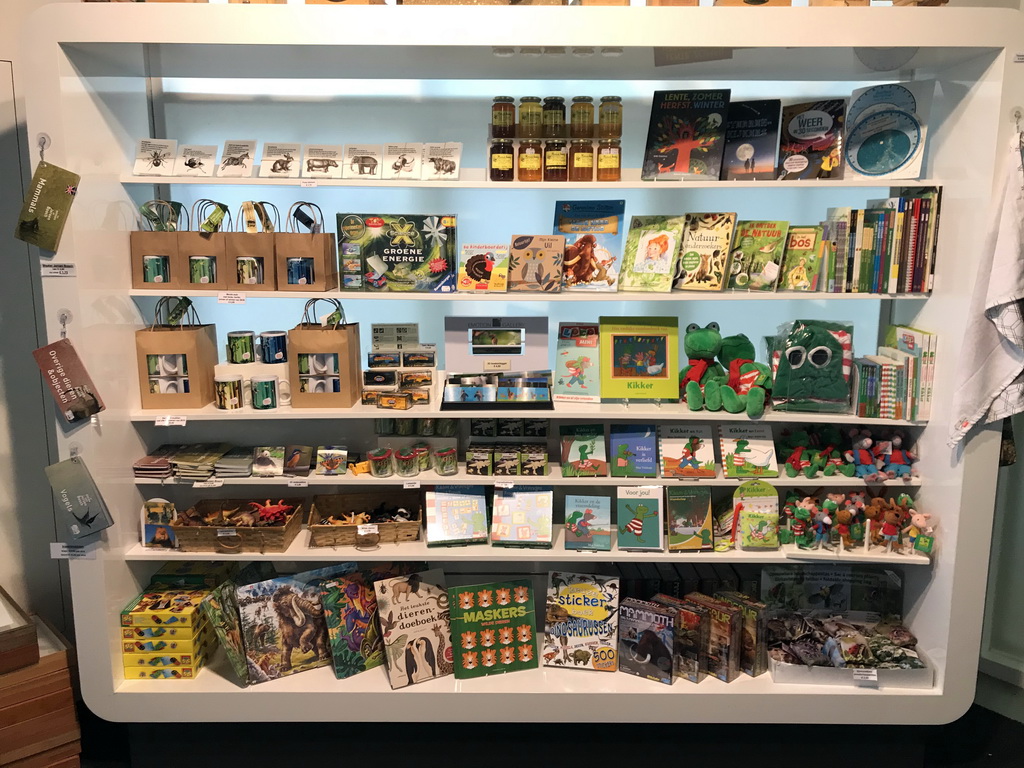 Souvenirs in the shop at the ground floor of the Natuurmuseum Brabant