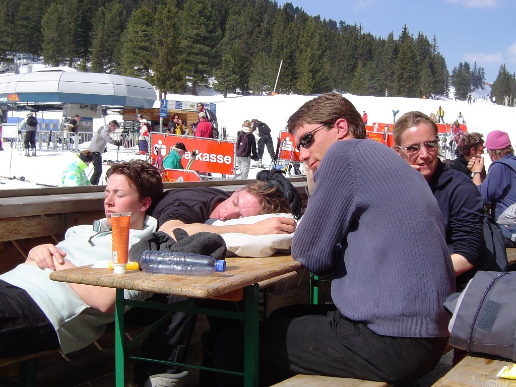 Tim and his friends at a terrace at the Hochzillertal ski resort