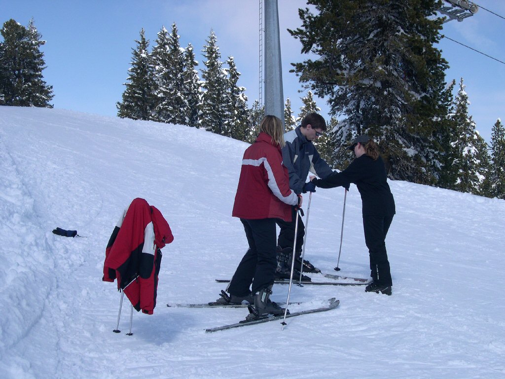 Tim and his friends skiing at the Hochzillertal ski resort