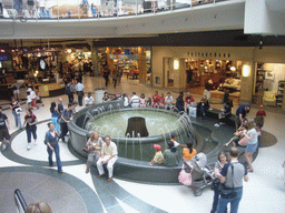 Fountain at the ground floor of the Toronto Eaton Centre