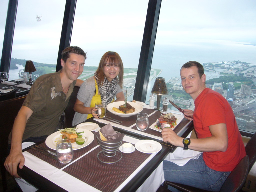 Tim, Miaomiao and Wilco having lunch in the 360 Revolving Restaurant in the CN Tower