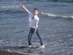 Max at the RenaNera Beach and the Tyrrhenian Sea