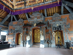 Interior of the pavilion at the crossing of the Jalan Suweta street and the Jalan Raya Ubud street