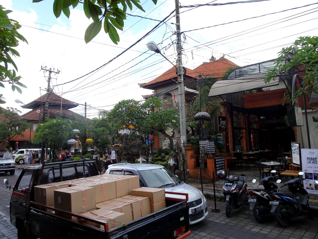 Front of the Ubud Tourist Information Centre at the crossing of the Jalan Monkey Forest street and the Jalan Raya Ubud street