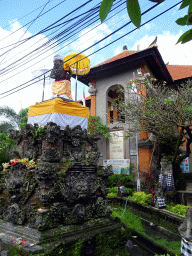 Statue in front of the Ubud Tourist Information Centre at the crossing of the Jalan Monkey Forest street and the Jalan Raya Ubud street