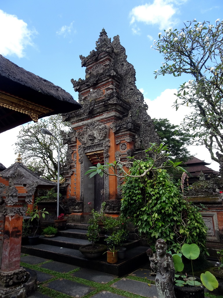 Gate at the Pura Taman Saraswati temple
