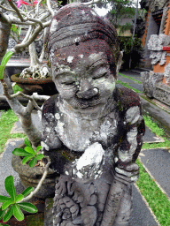 Statue at the Pura Taman Saraswati temple