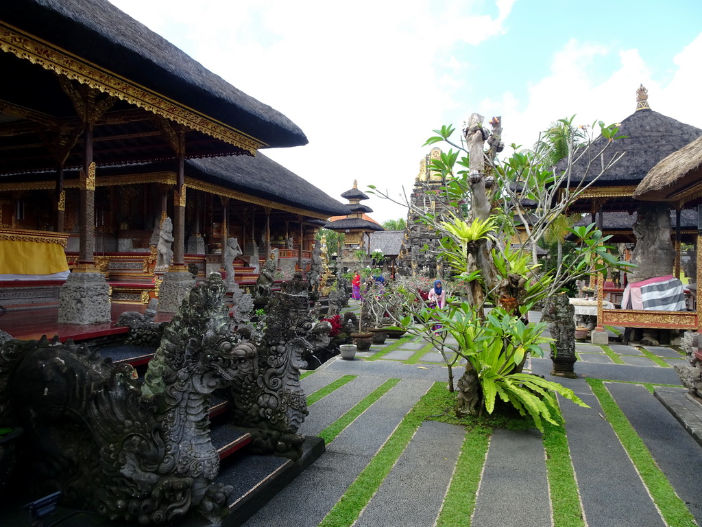 The Pura Taman Saraswati temple