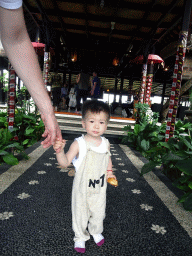 Max in front of the Bebek Joni Restaurant at the Jalan Raya Goa Gajah street