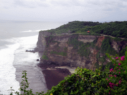 Cliffs and beach at the north side, viewed from the Pura Luhur Uluwatu temple