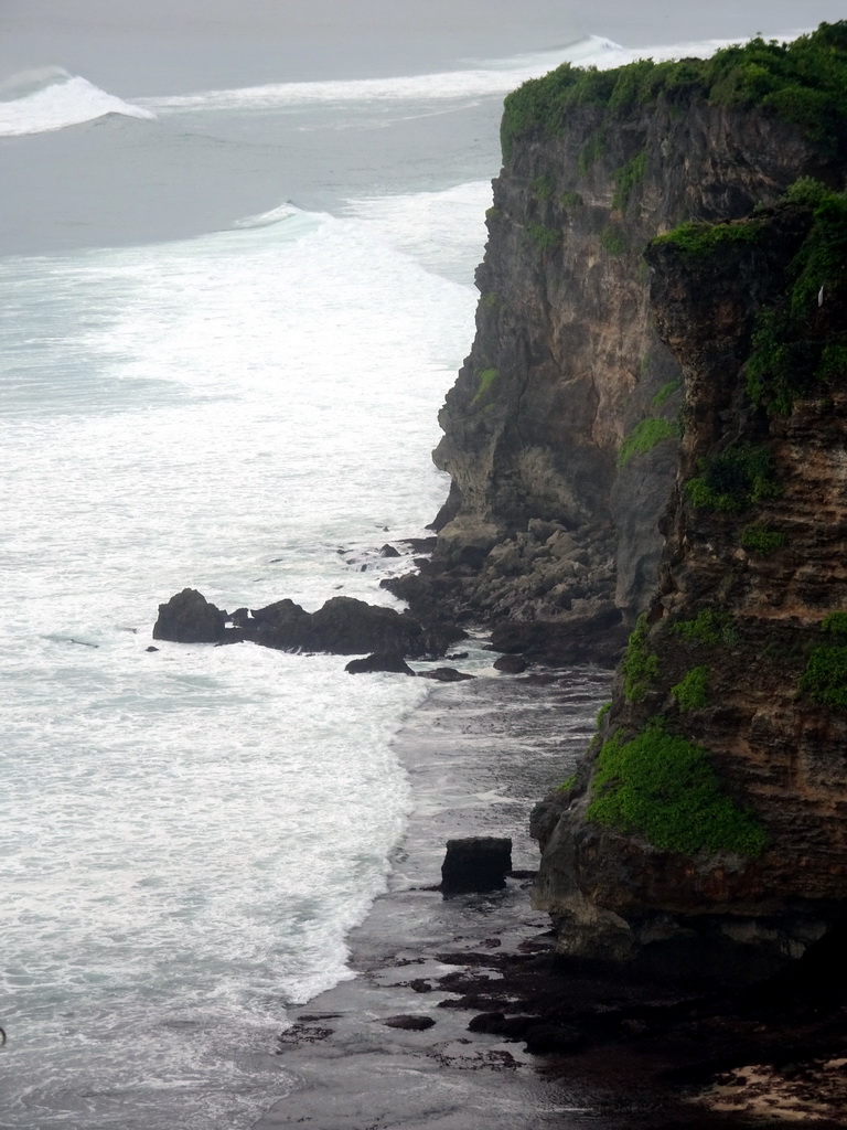 Cliffs at the north side, viewed from the Pura Luhur Uluwatu temple