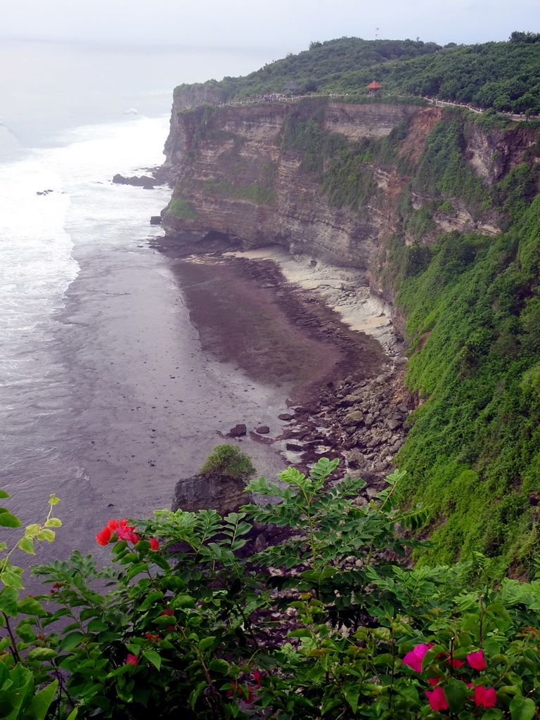 Cliffs and beach at the north side, viewed from the Pura Luhur Uluwatu temple