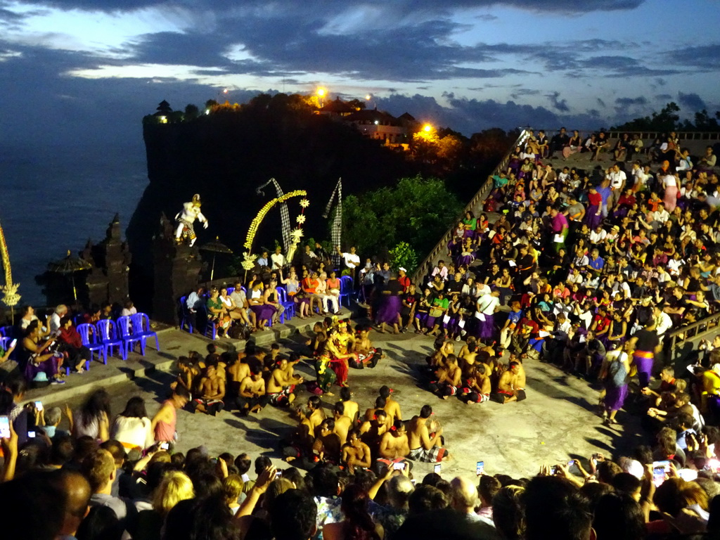 The Amphitheatre of the Pura Luhur Uluwatu temple, with Haruman, Sita and Trijata during Act 4 of the Kecak and Fire Dance, by night