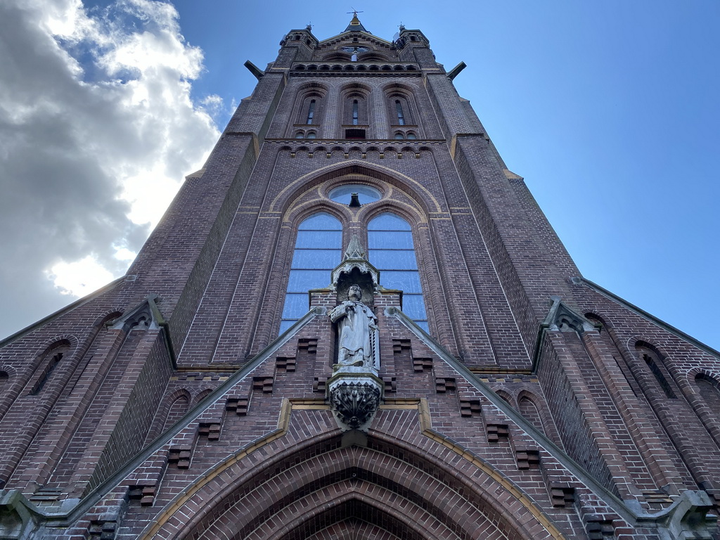 Facade and tower of the Sint-Laurentiuskerk church at the Dorpsstraat street