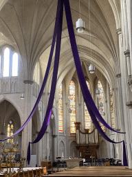 Nave, apse and organ of the Sint-Laurentiuskerk church