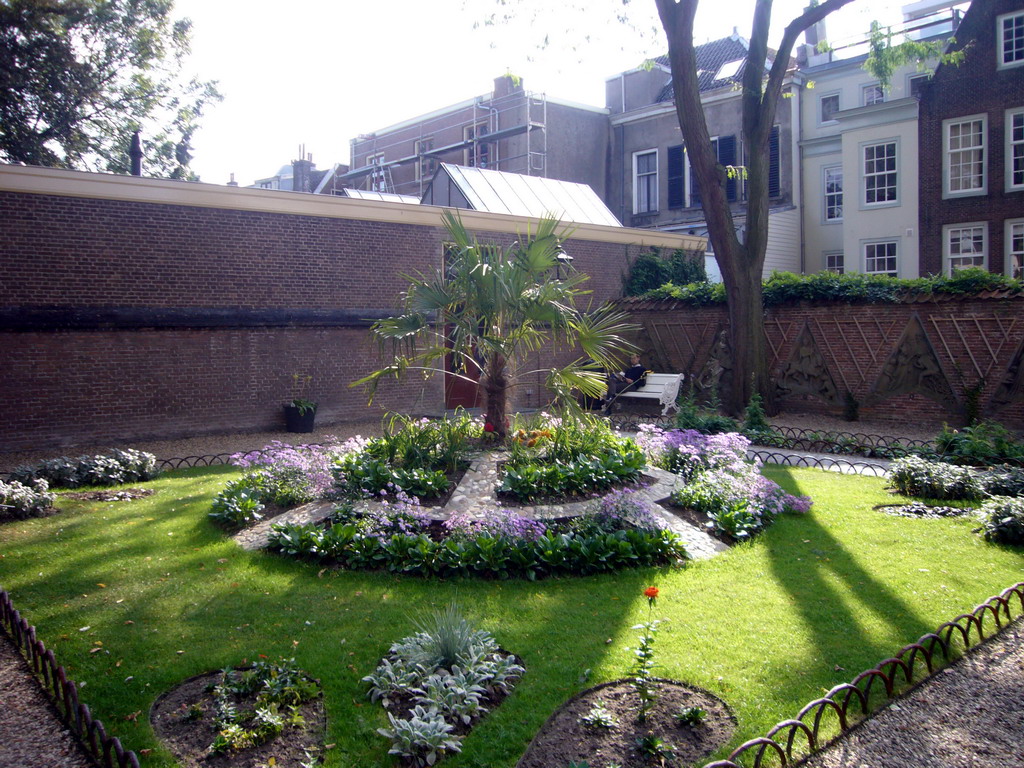 Garden near the Dom Tower