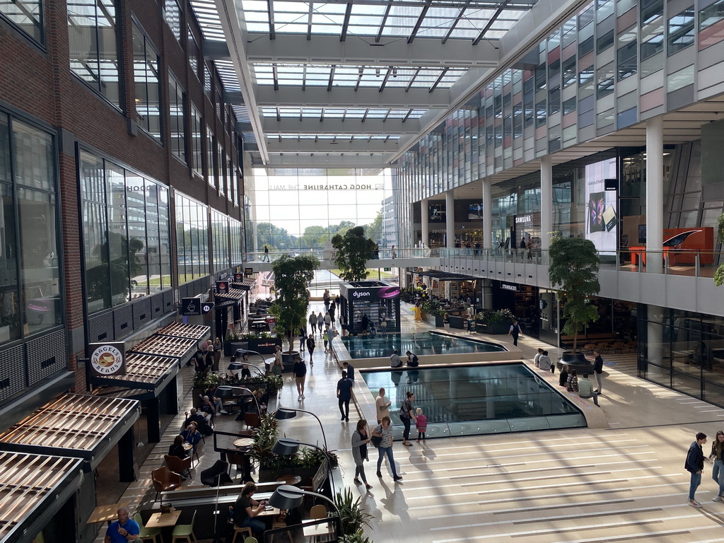 Interior of the Hoog Catharijne shopping mall