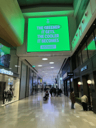 Screen and light decorations at the Hoog Catharijne shopping mall