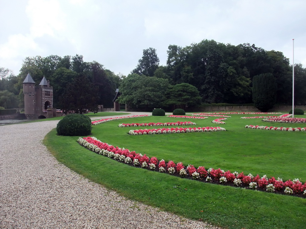 The Grand Cour garden at the De Haar Castle