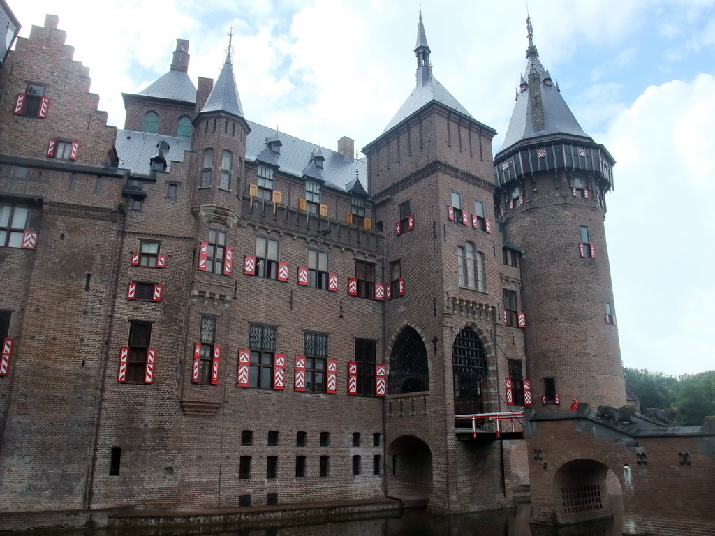 West side of the De Haar Castle