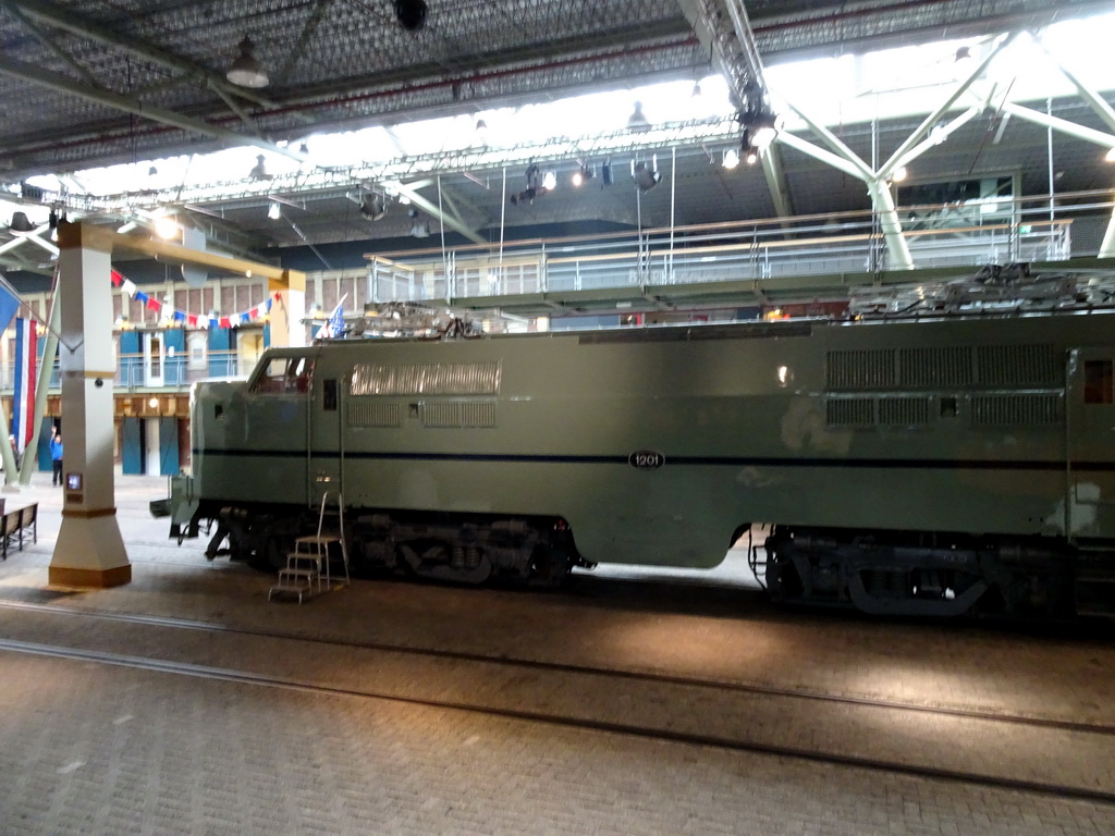 Old train at the `Treinen door de Tijd` exhibition at the Werkplaats hall of the Spoorwegmuseum