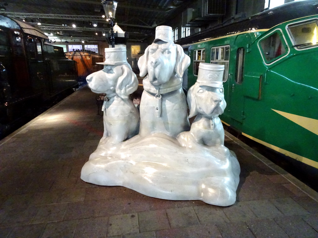 Max with a stone sculpture at the `Treinen door de Tijd` exhibition at the Werkplaats hall of the Spoorwegmuseum