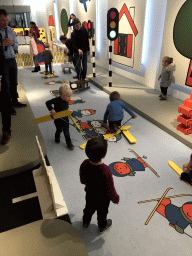 Max at the cross-country skiing area at the Traffic Room at the upper floor of the Nijntje Winter Museum