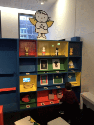 Max with Nijntje items at the Museum Room at the ground floor of the Nijntje Winter Museum