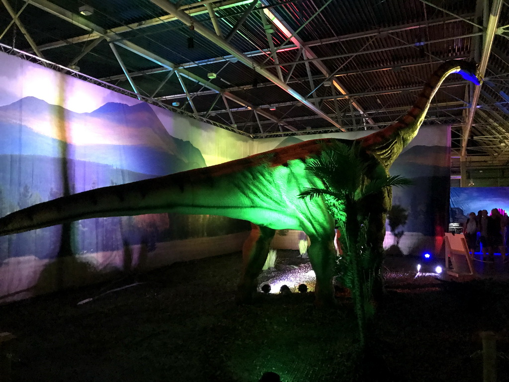 Diplodocus statue at the World of Dinos exhibition at the Jaarbeurs building