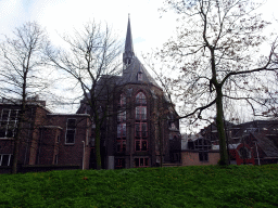 The Sint-Martinuskerk church, viewed from the Sterrenburg park