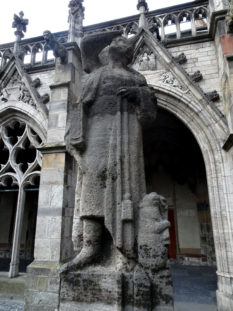 Statue of Jan van den Doem at the northwest side of the Domtuin garden