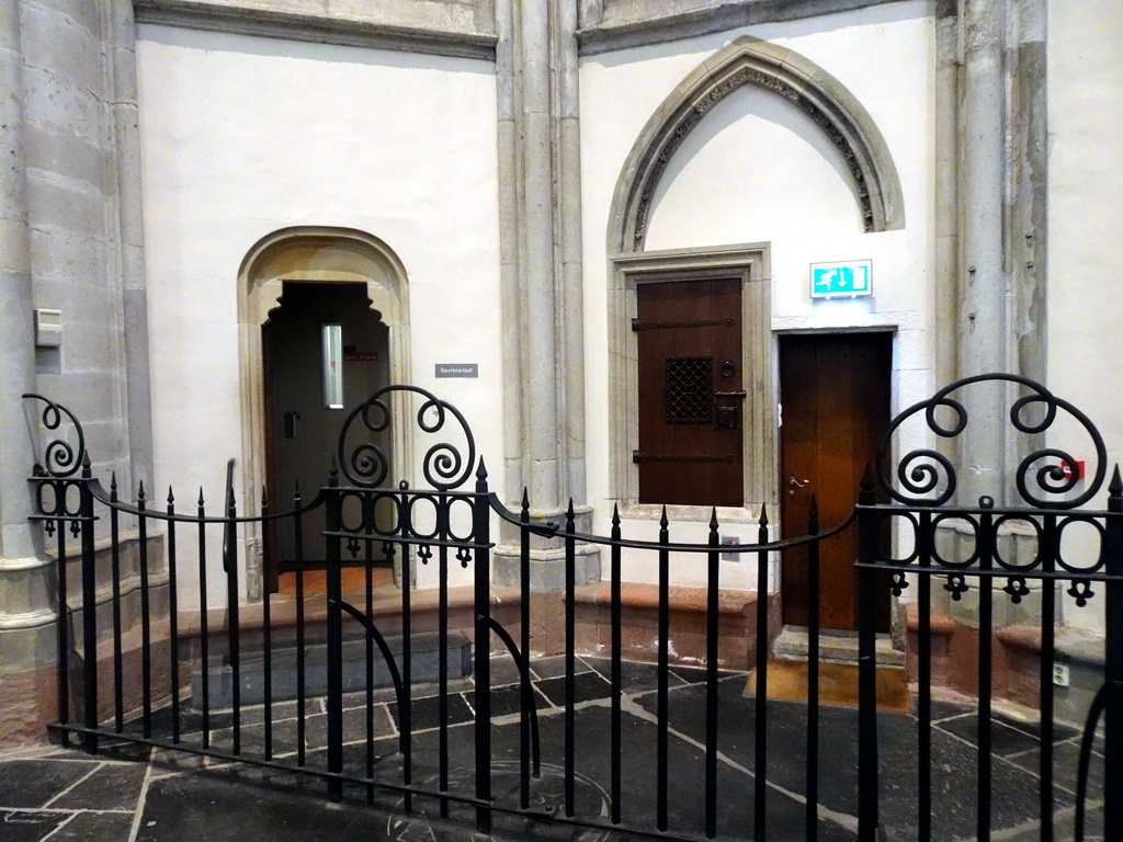 Gates and window at the northeast side of the ambulatory at the Domkerk church