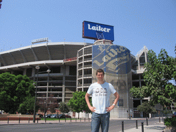 Tim at the northeast side of the Mestalla Stadium at the Avinguda d`Aragó street