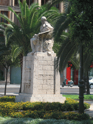 Statue of Ignacio Pinazo Camarlench at the southwest side of the Plaça de la Porta de la Mar square