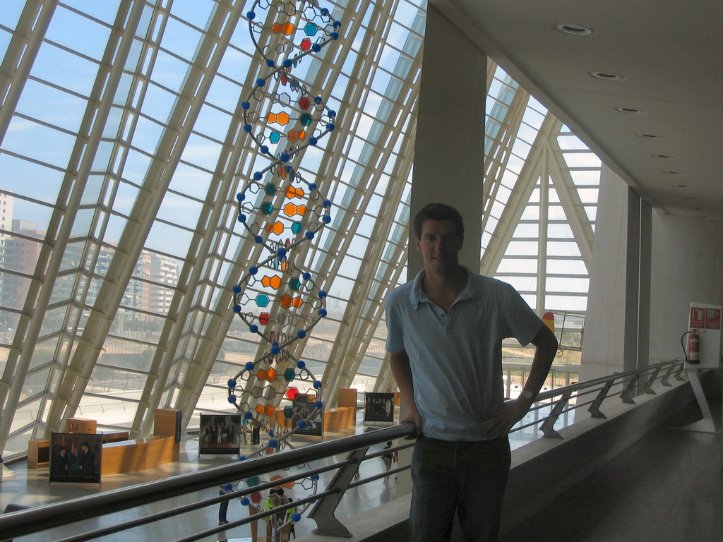 Tim with a scale model of a DNA molecule at the Museu de les Ciències Príncipe Felipe museum at the Ciudad de las Artes y las Ciencias complex