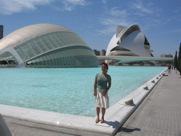 Miaomiao in front of the pond at the northeast side of the Hemisfèric cinema and the Palau de les Arts Reina Sofia art center at the Ciudad de las Artes y las Ciencias complex