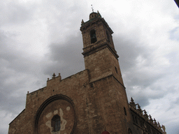 West facade of the Iglesia de los Santos Juanes church, viewed from the Carrer Vell de la Palla street
