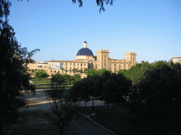 The Jardí del Túria park and the Museu de Belles Arts de València museum, viewed from the Pont de la Trinitat bridge