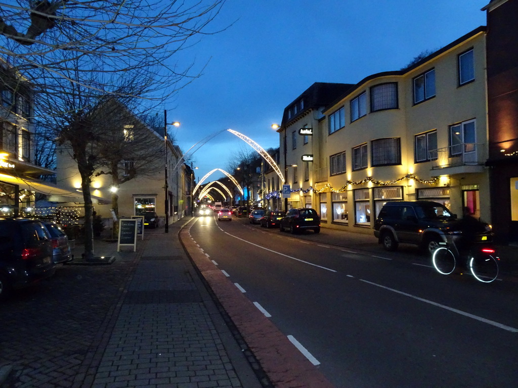 The Neerhem street, at sunset