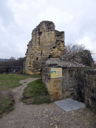 The Mill Tower at the ruins of Valkenburg Castle, with explanation