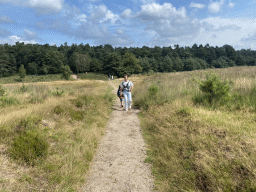 Miaomiao and Max on the path to the Elsberg hill