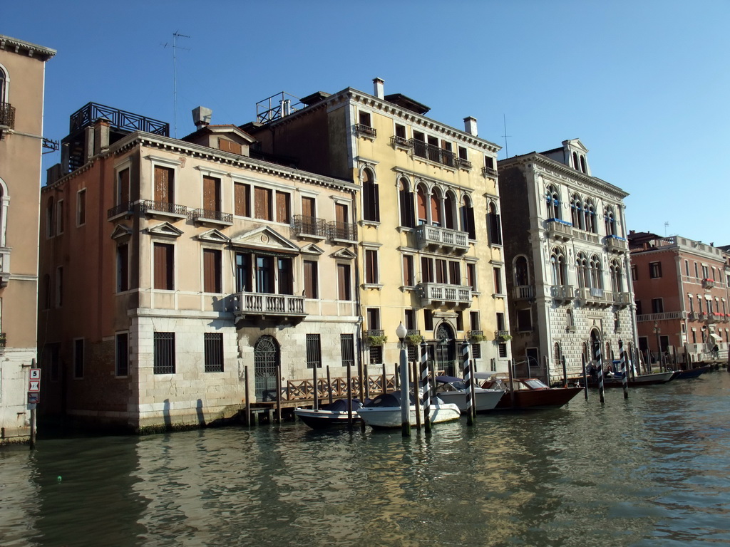 Buildings and boats at the Canal Grande, viewed from the Canal Grande ferry