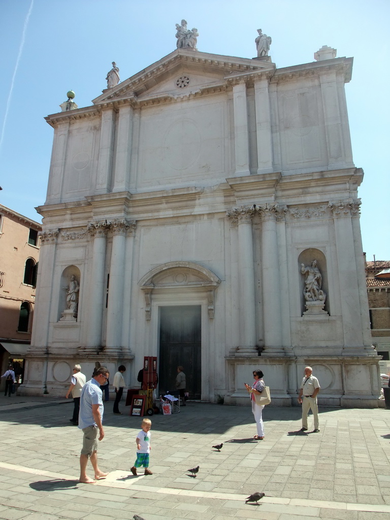 Front of the Chiesa di San Tomà church at the Campo San Tomà square