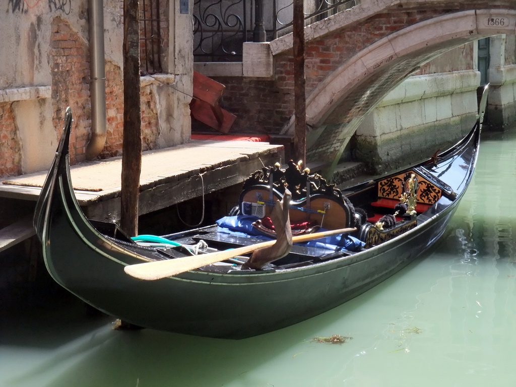 Gondola in the Rio del Santissimo canal