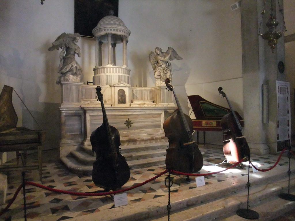 Musical instruments in the Chiesa di San Maurizio church