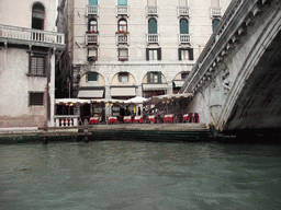 The Al Buso restaurant under the Ponte di Rialto bridge over the Canal Grande