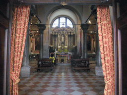 Nave, apse and altar of the Chiesa di San Giacomo di Rialto church