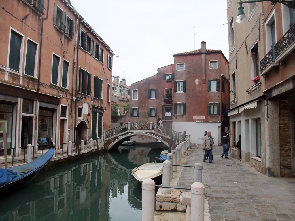 The Campiello Barbaro square and the Ponte San Cristoforo bridge over the Rio de le Toresele river