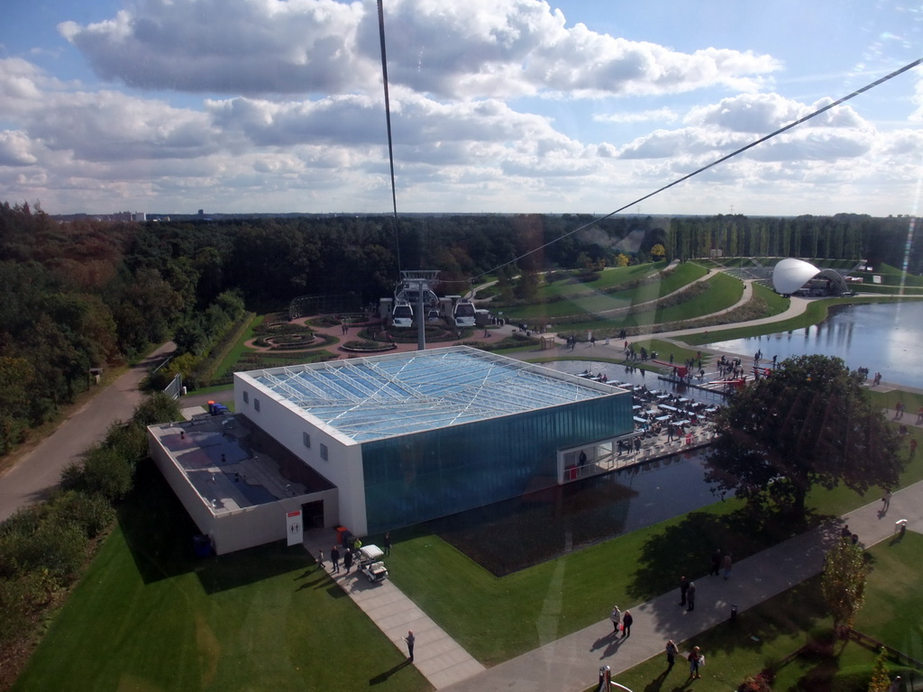 The World Show Stage section with the Aquapavilion and the Floriade Theatre, viewed from the Floriadebaan funicular