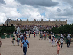 The back side of the Palace of Versailles, the Bassin de Latone fountain and the north Bassin des Lézards fountain in the Gardens of Versailles